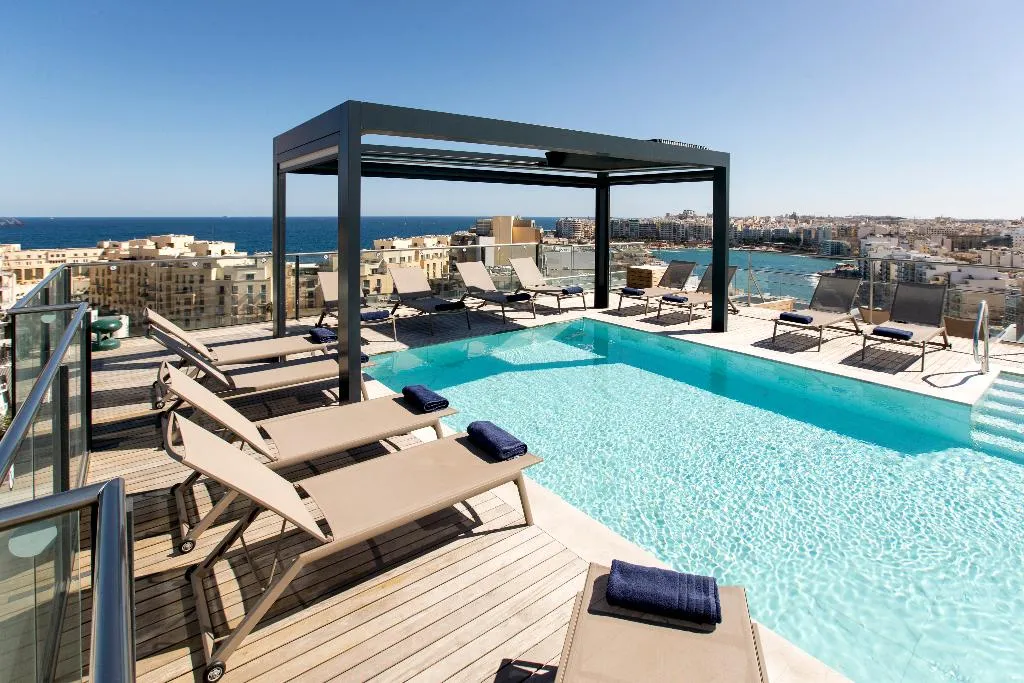 Pool, Mercure St. Julian's Malta, Malta