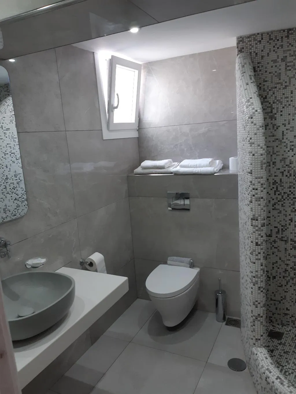 QUADRUPLE STANDARD Room, Stavros Villas, Santorini