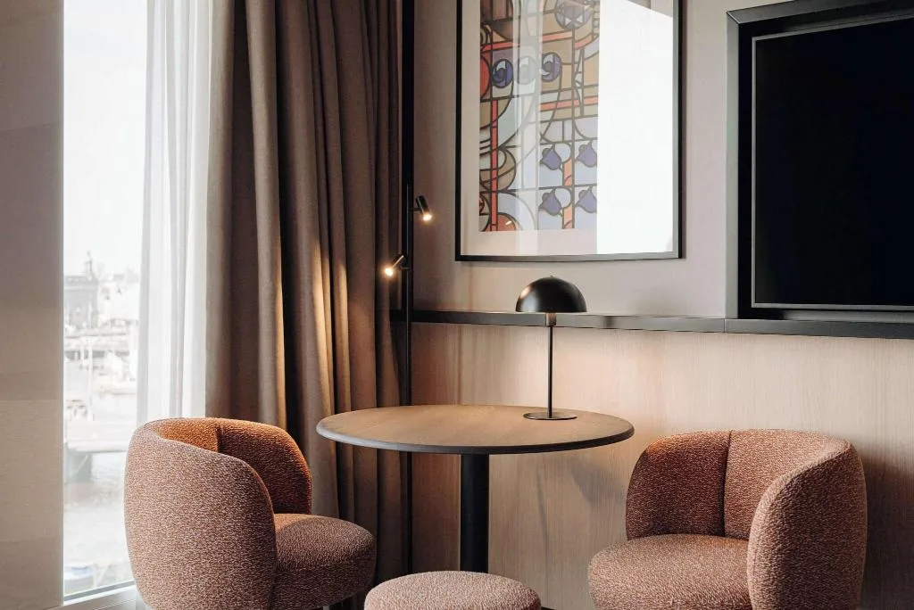 Room, DoubleTree by Hilton Amsterdam Centraal Station, Amsterdam