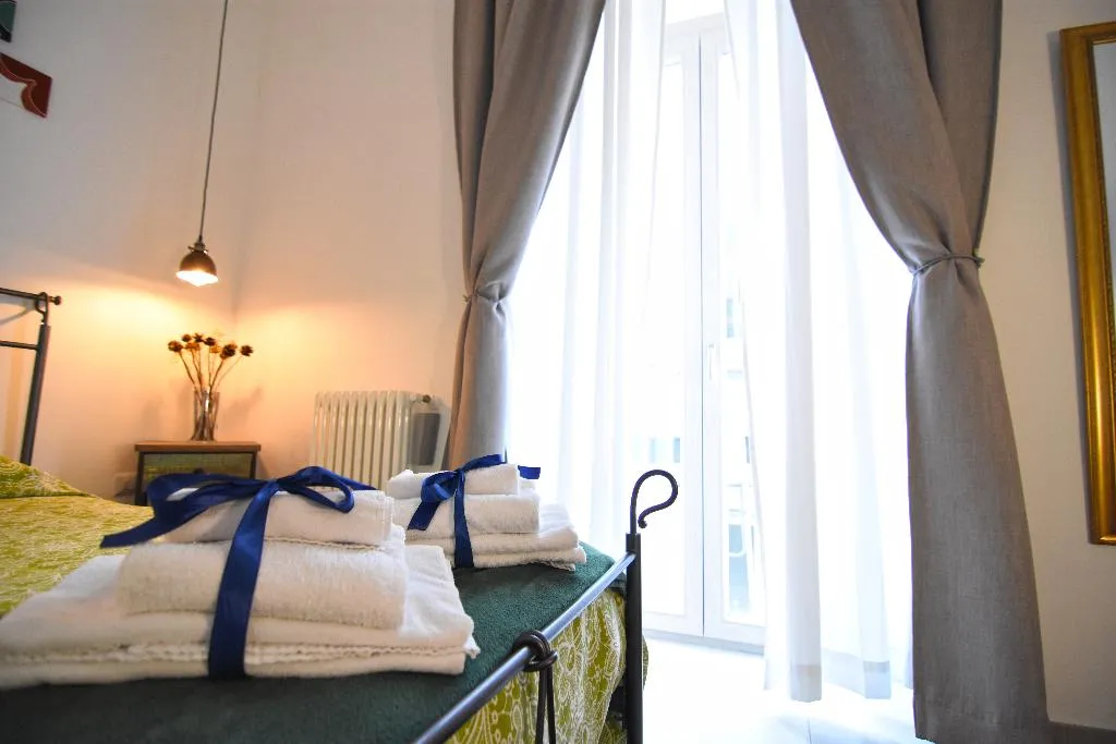 DOUBLE SUPERIOR WITH AIR CONDITIONING Room, B&B Crianza, Naples