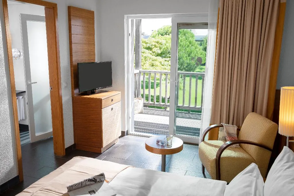 Double or Twin STANDARD Room, Robinson Quinta Da Ria, Algarve