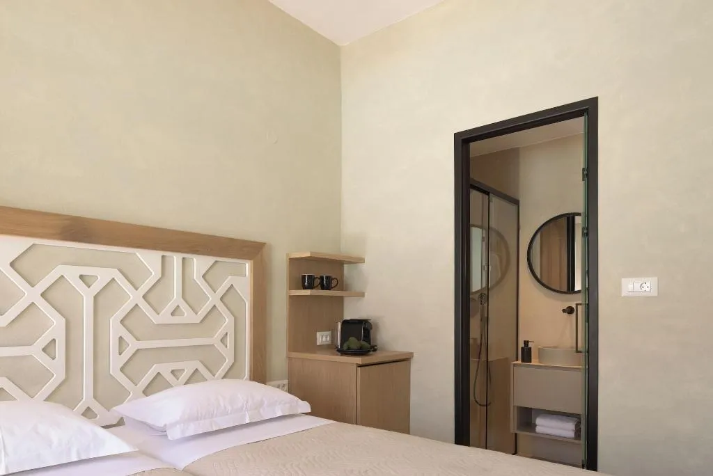 Room, Apollo Philoxenia, Crete