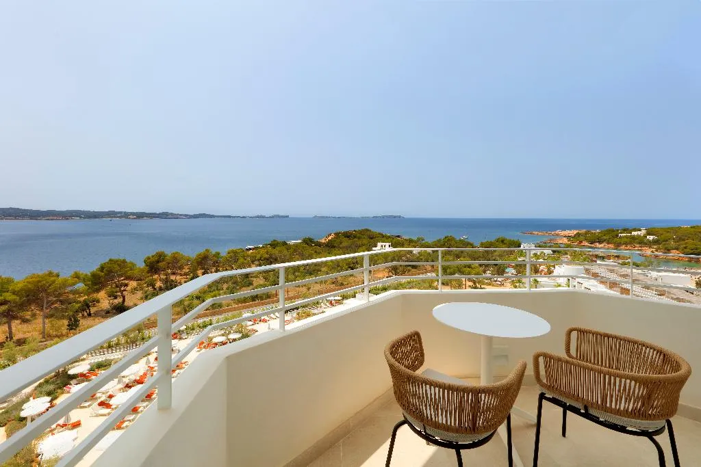 SUITE SEA FRONT Room, TRS Ibiza Hotel, Ibiza