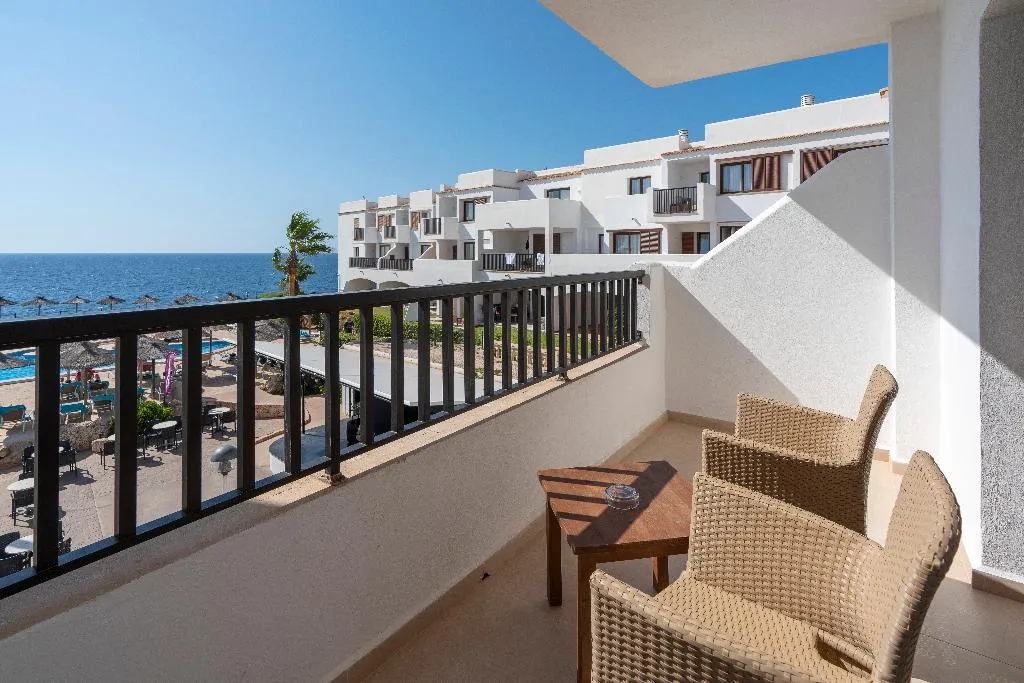 SUITE SEA VIEW Room, Alua Suites las Rocas, Majorca