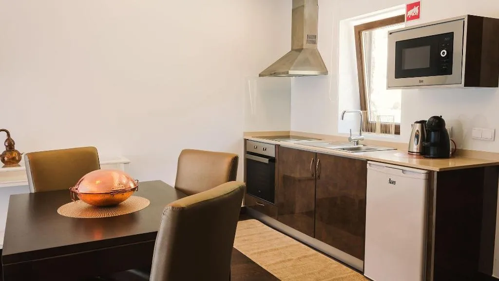 Room, Pousadela Village, Porto