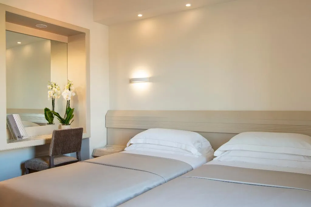 DOUBLE STANDARD Room, Grifone - Meetings & Spa, Florence