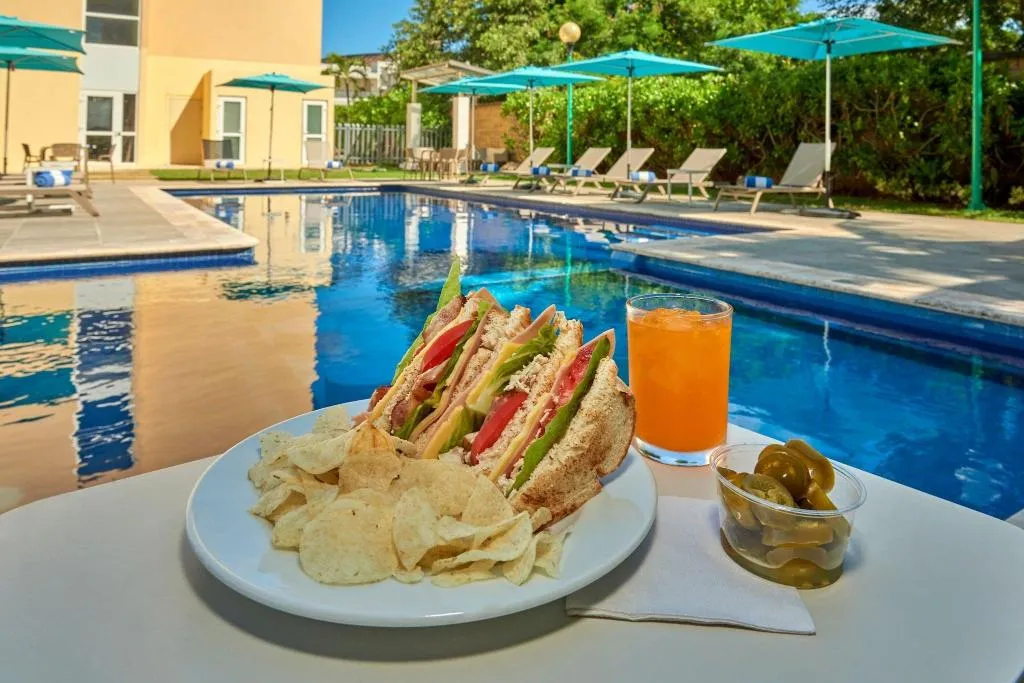 Restaurant, City Express By Marriott Playa del Carmen, Playa Del Carmen
