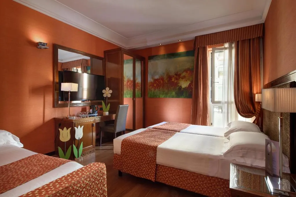 TRIPLE COMFORT Room, Grand Hotel Adriatico, Florence