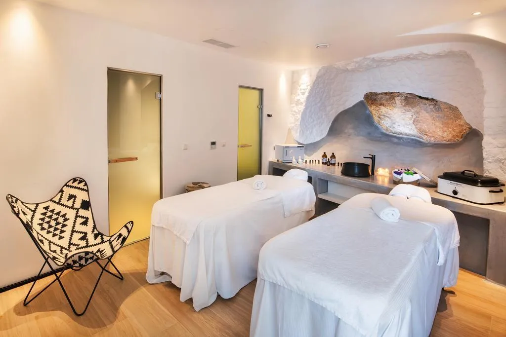 General view, Skyfall Suites, Santorini