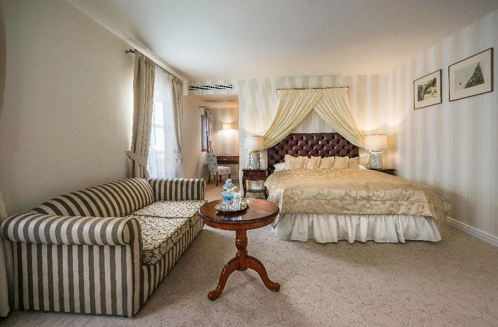 Double or Twin DELUXE Room, Hotel Hoffmeister, Prague