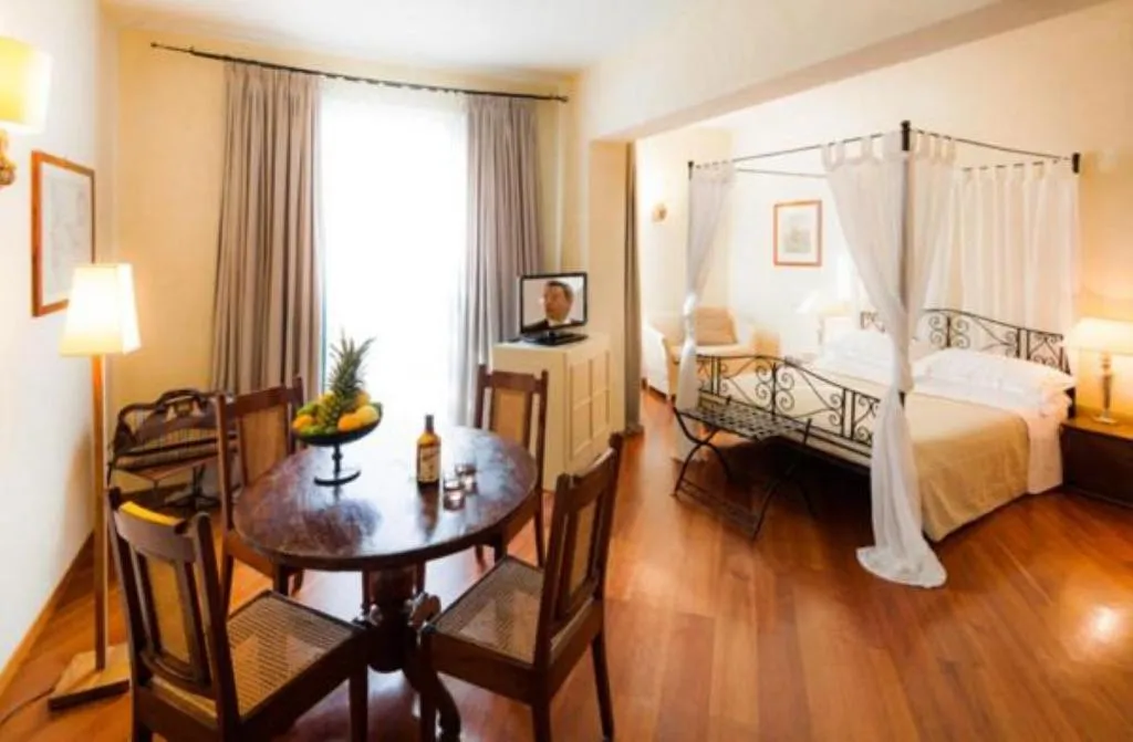JUNIOR SUITE STANDARD Room, Cosmo Hotel Torri (Vimercate MI), Milan