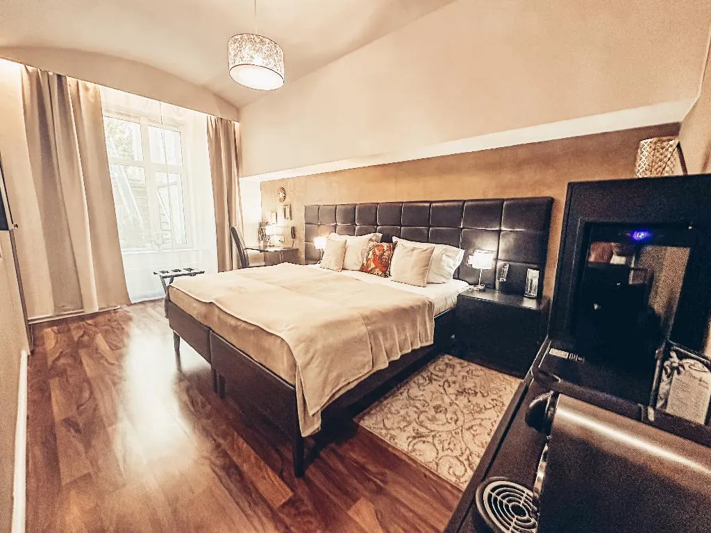 TWIN STANDARD Room, Alfons Boutique Hotel, Prague