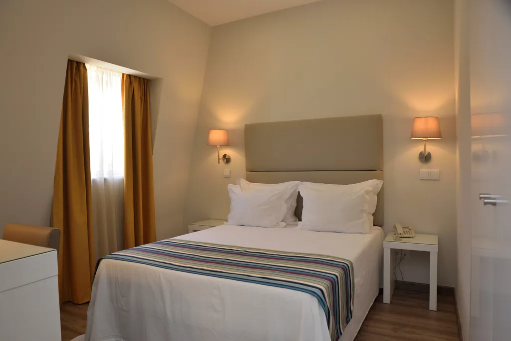 DOUBLE STANDARD Room, Porto Domus Hotel, Porto