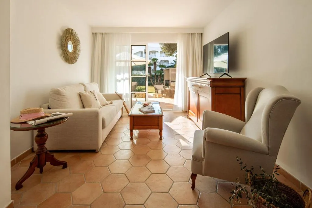 Room, Melia Cala d'Or Boutique Hotel, Majorca