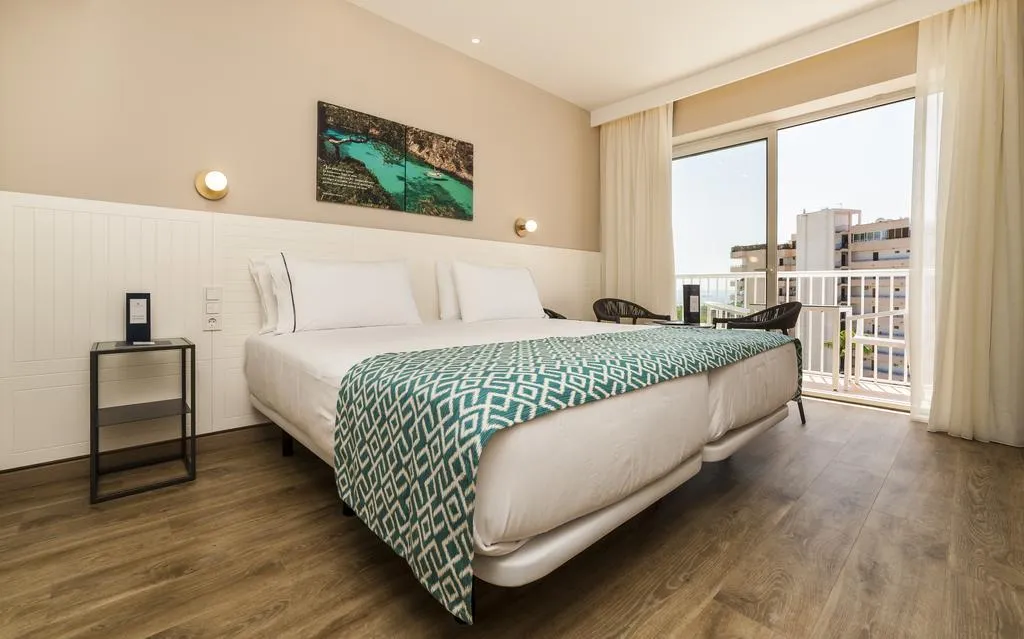 Double or Twin SEA VIEW Room, Eurostars Marivent, Majorca