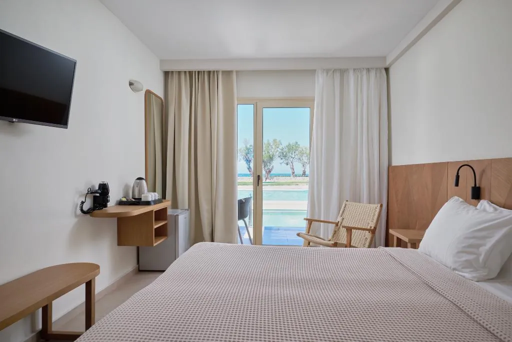 DOUBLE SUPERIOR Room, Malia Bay Beach Hotel & Bungalows, Crete