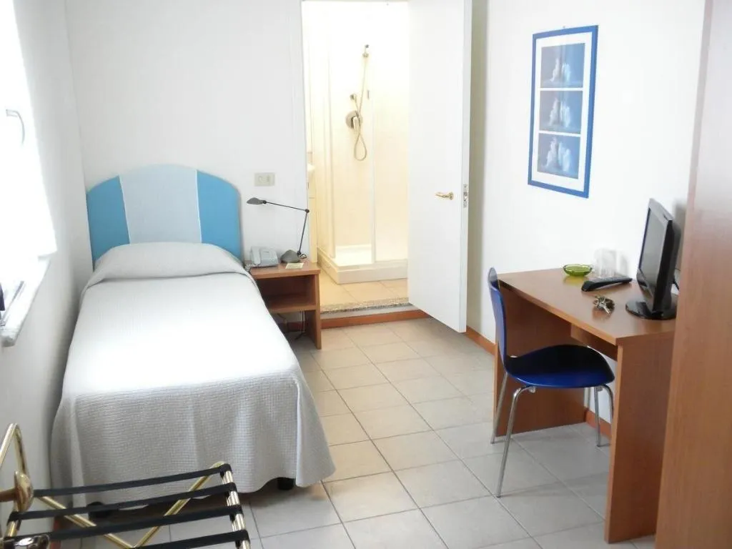 Room, Hotel La Roccia, Olbia