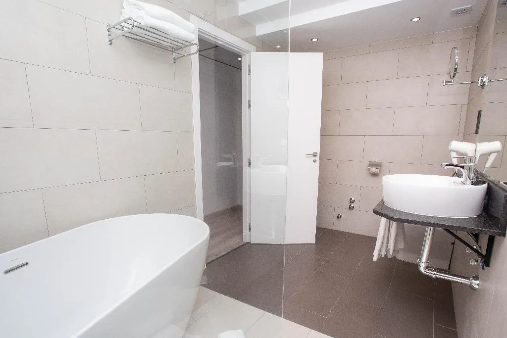 QUADRUPLE STANDARD Room, Soho Bahía Málaga, Costa Del Sol