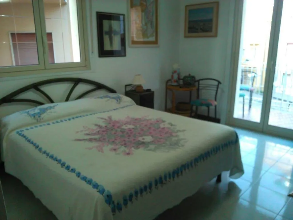 Room, B&B Di Marco, Catania