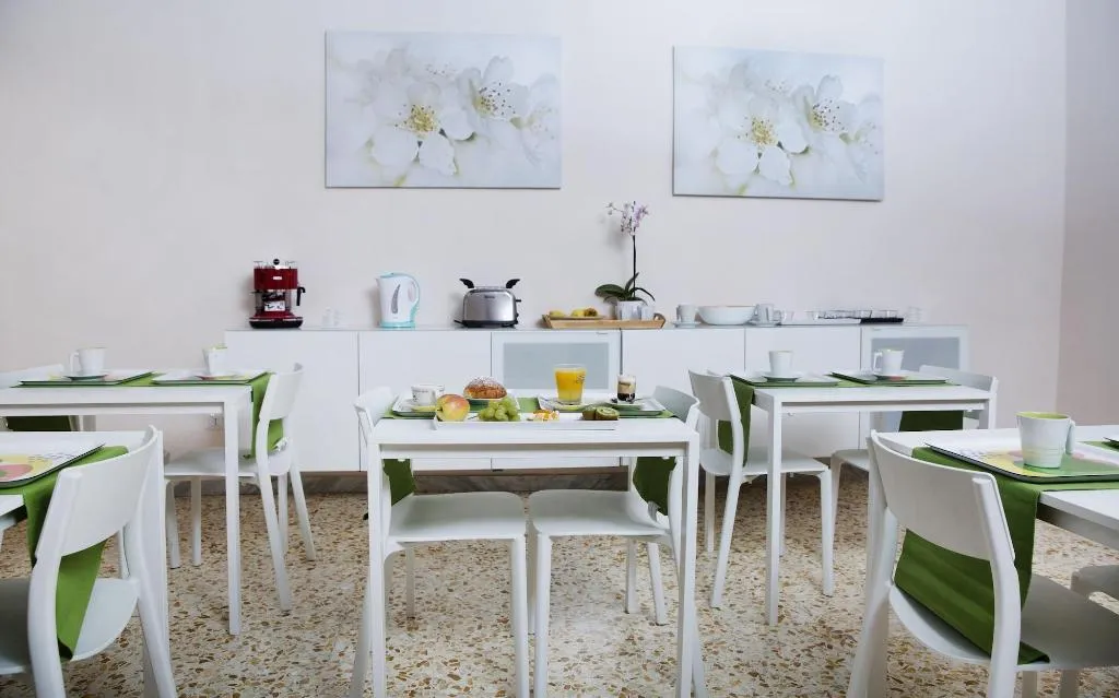 Restaurant, B&B Rochel, Naples