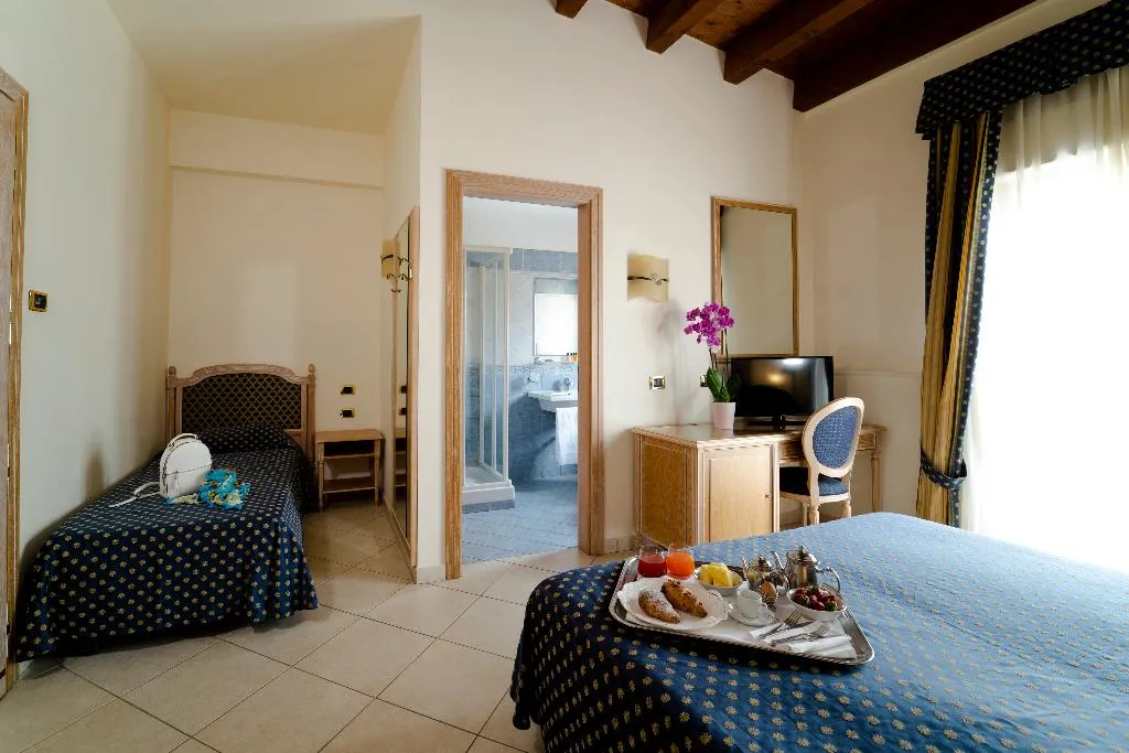 Room, Hotel Villa Romana, Catania