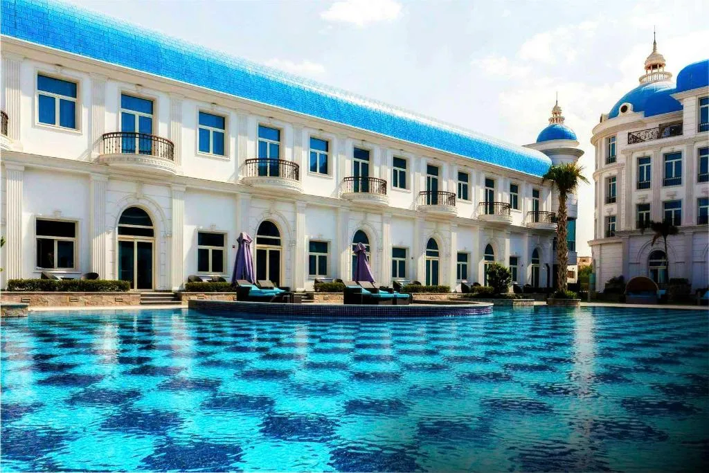 Pool, Kempinski Palace Cairo, Cairo