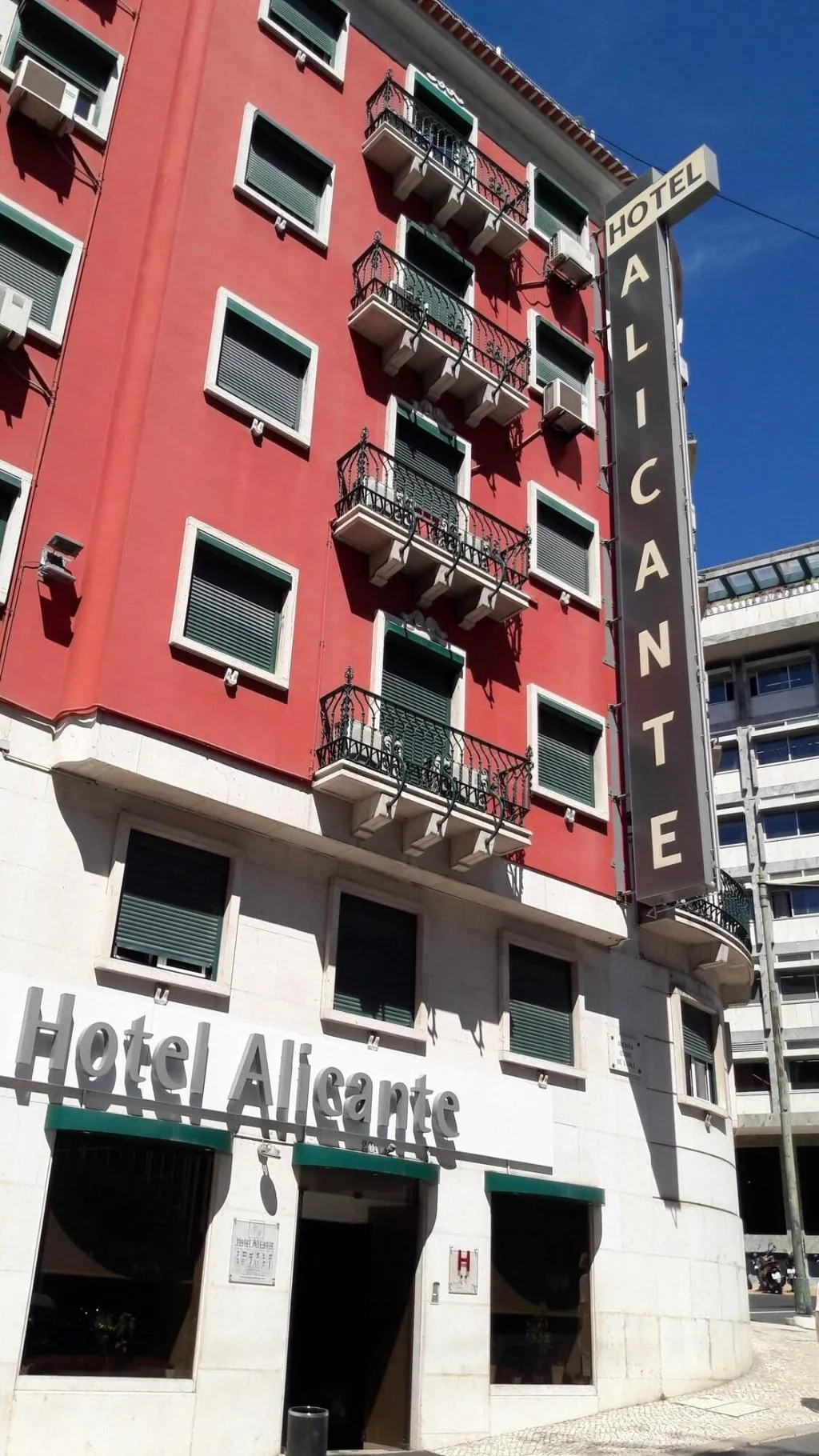 General view, Alicante, Lisbon