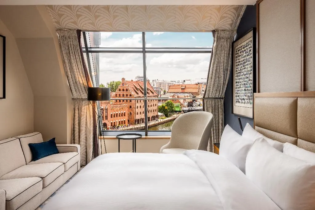 SINGLE DELUXE Room, Hilton Gdansk, Gdansk