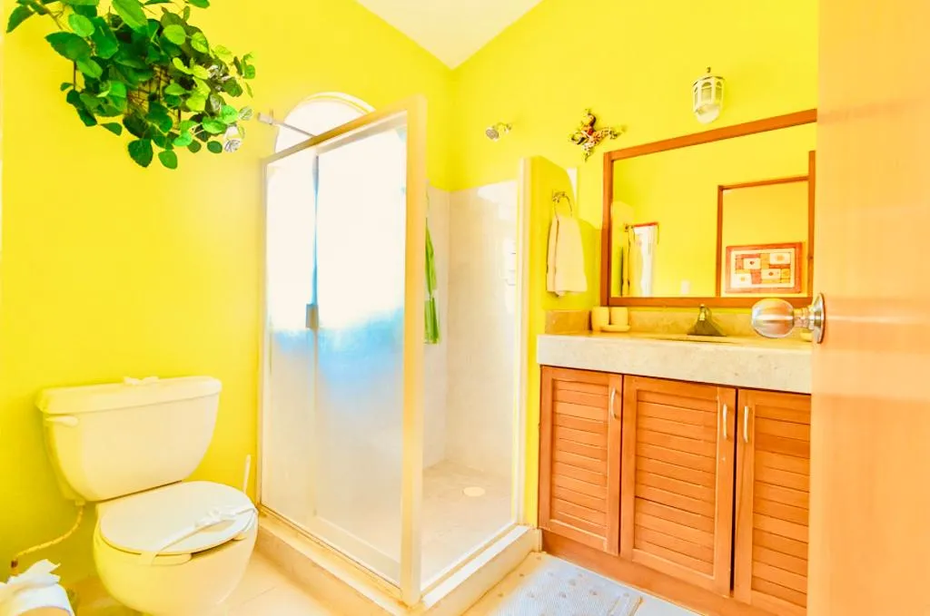 QUADRUPLE QUEEN SIZE BED Room, Dolce Vita Caribe B&B, Playa Del Carmen