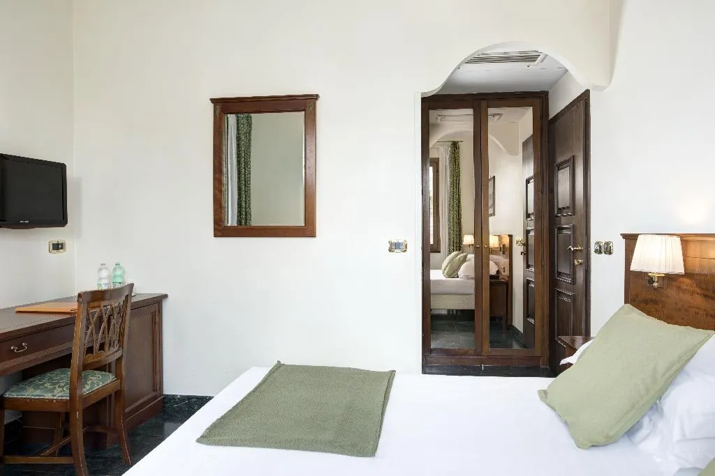 Double or Twin SUPERIOR Room, Grand Hotel del Gianicolo, Rome