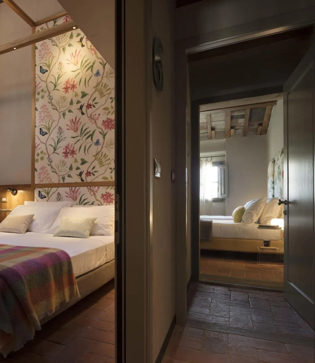 Room, Ottantotto Firenze, Florence