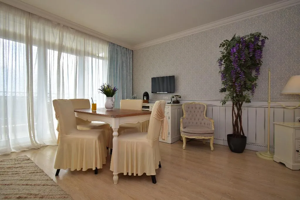 STUDIO ONE BEDROOM ONE BATHROOM Room, Therma Palace, Varna