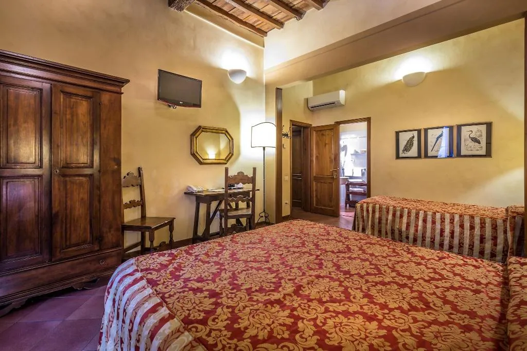 TRIPLE TWO BEDS Room, Mario's, Florence
