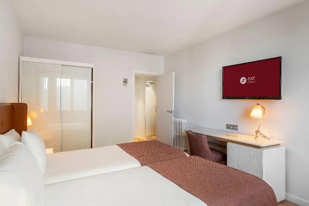 DOUBLE STANDARD Room, Dorma Casa de los Linajes, Madrid