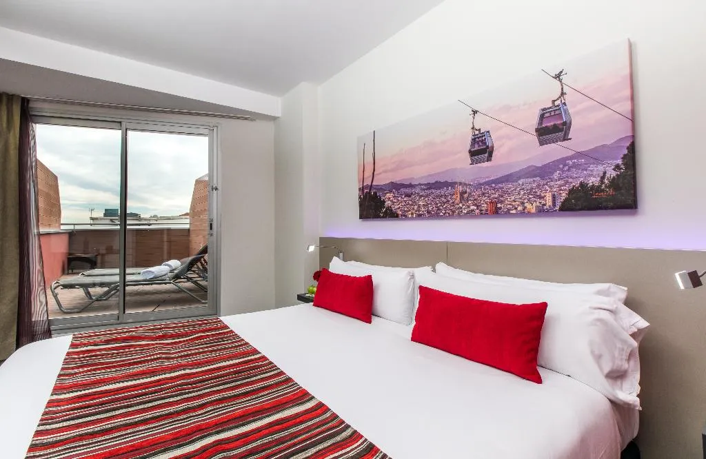 DOUBLE DELUXE WITH BALCONY Room, Leonardo Boutique Hotel Barcelona Sagrada Familia, Barcelona