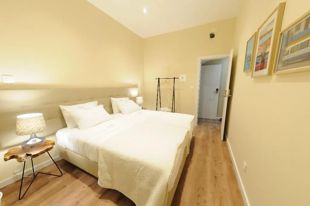 DOUBLE TWO BEDS Room, Naya - Downtown Guesthouse, Porto