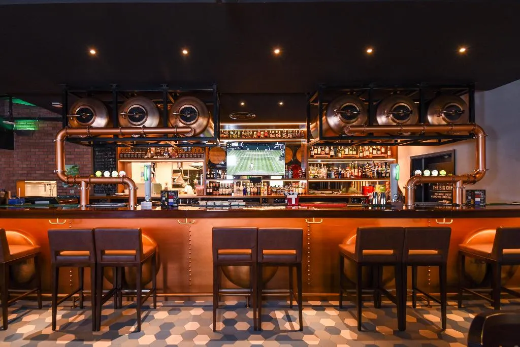 Bar, Premier inn Dubai Al Jaddaf, Dubai