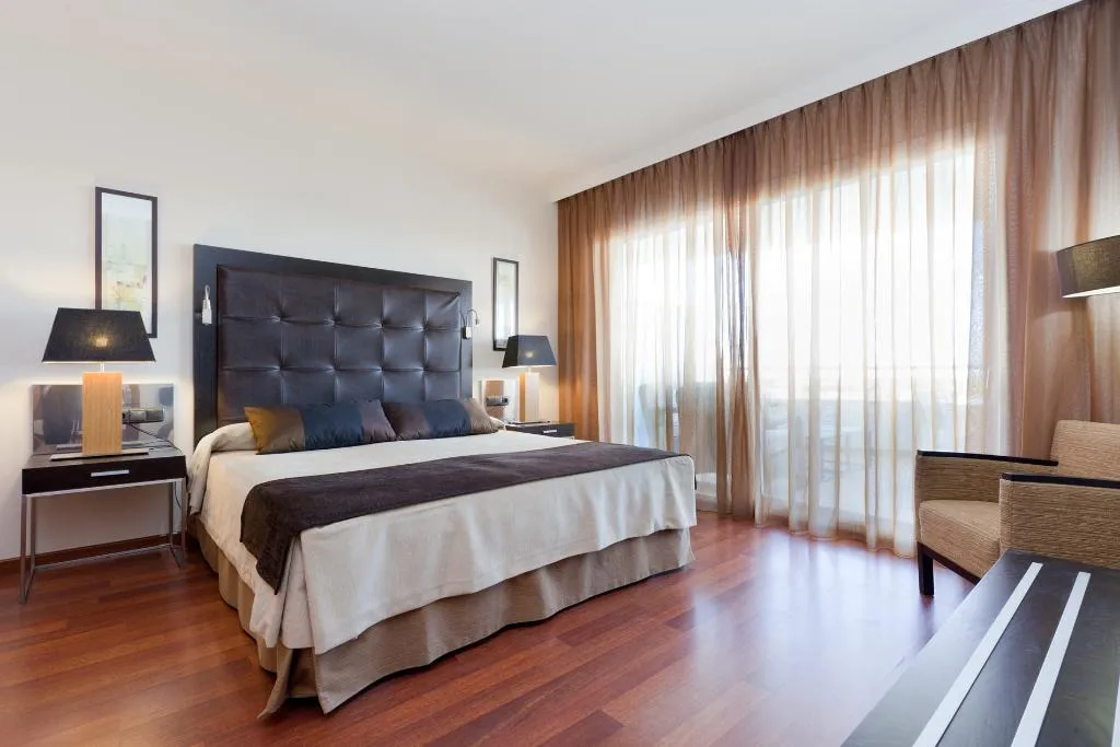SUITE STANDARD Room, Senator Banus, Costa Del Sol