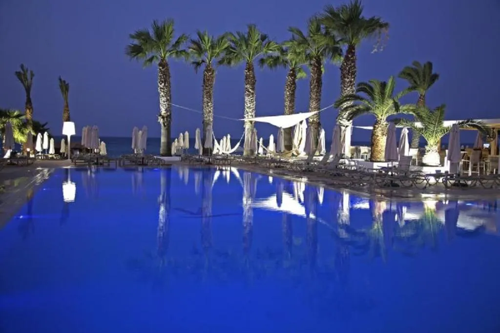 Pool, Vrissiana Beach Hotel, Cyprus