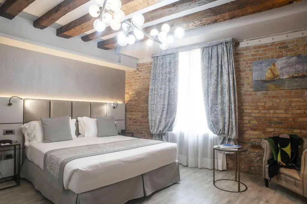 DOUBLE DELUXE Room, Hotel Aquarius Venice, Venice