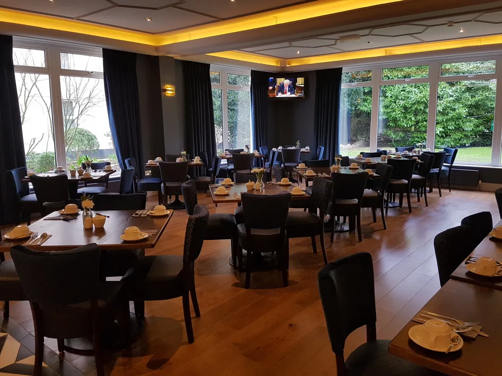 Restaurant, Sandymount Hotel, Dublin