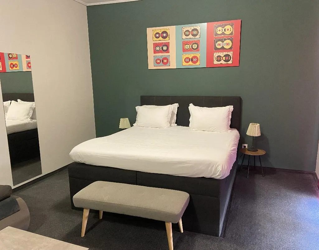 SUITE STANDARD Room, Connect Suites, Athens