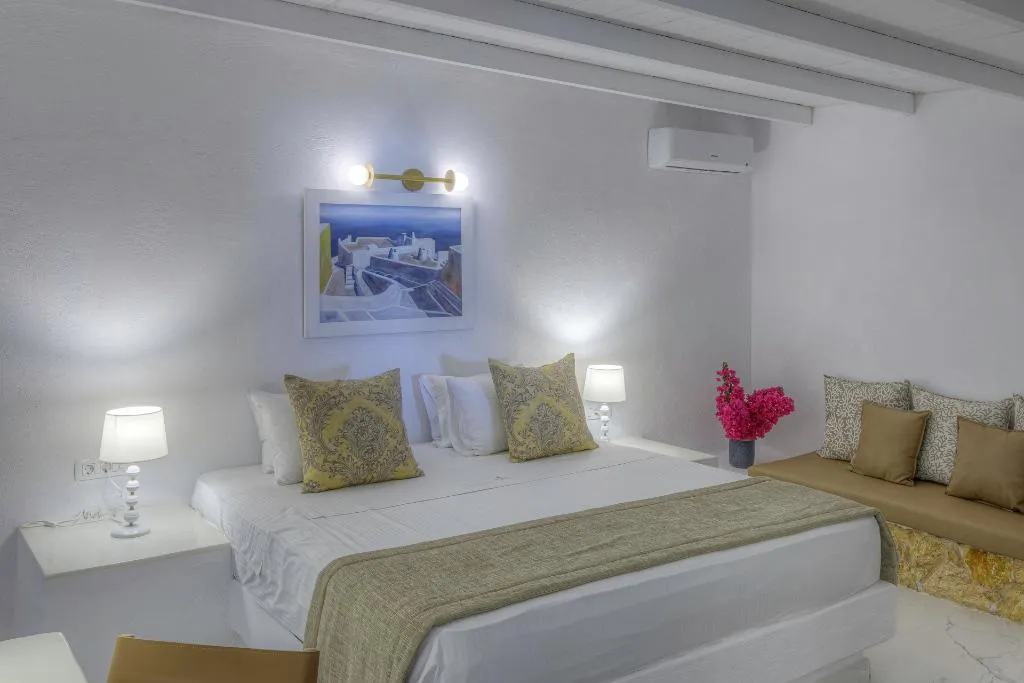Room, Desiterra Resort, Santorini