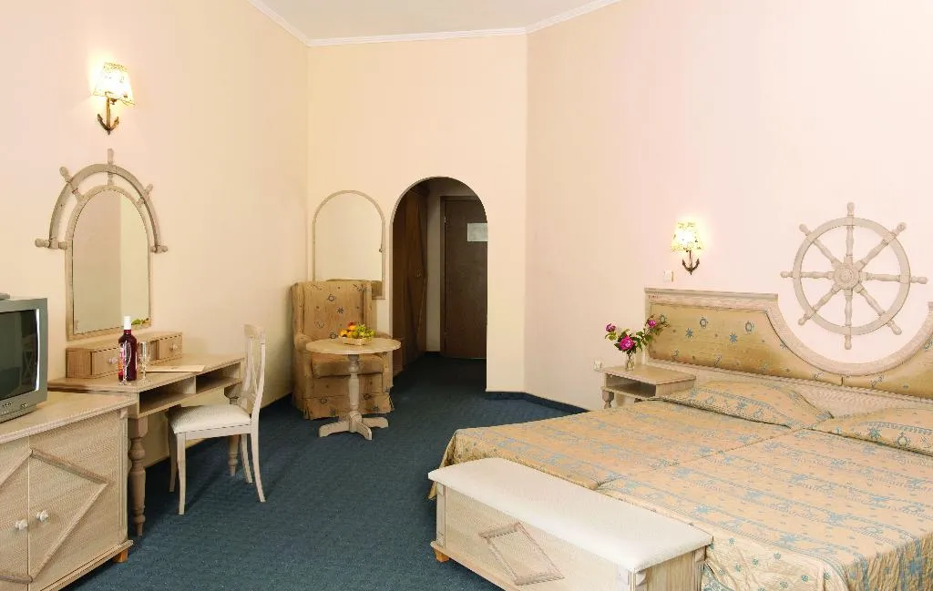 DOUBLE SEA VIEW Room, Royal Park, Bourgas