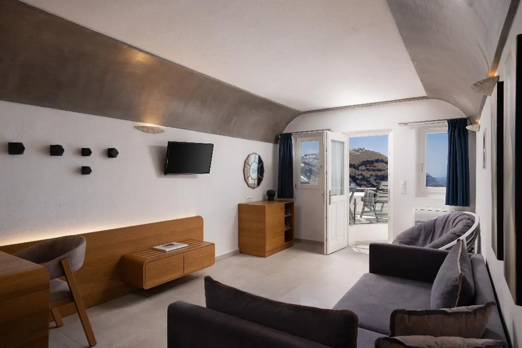 QUADRUPLE TWO BEDROOMS ONE BATHROOM Room, Santorini Princess Spa Hotel, Santorini