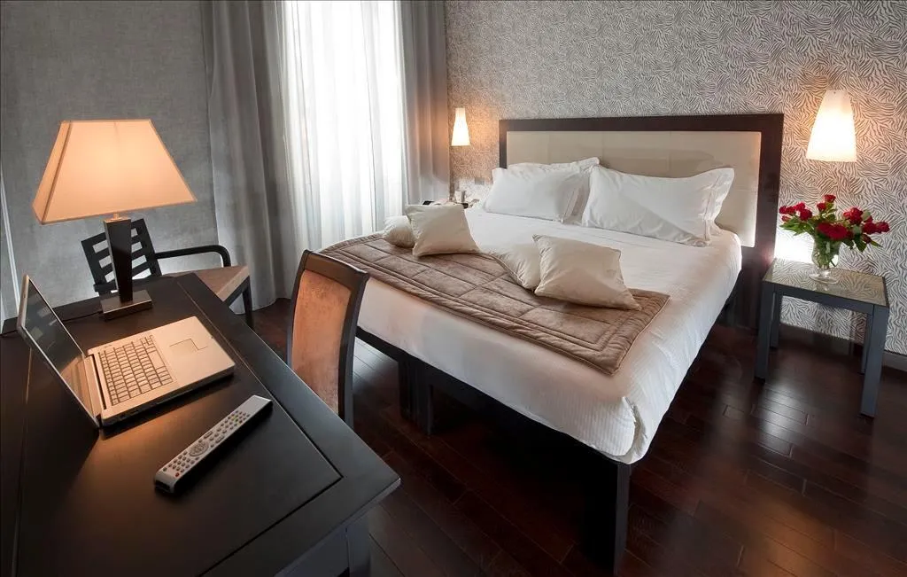 DOUBLE ECONOMY Room, c-hotels Fiume, Rome