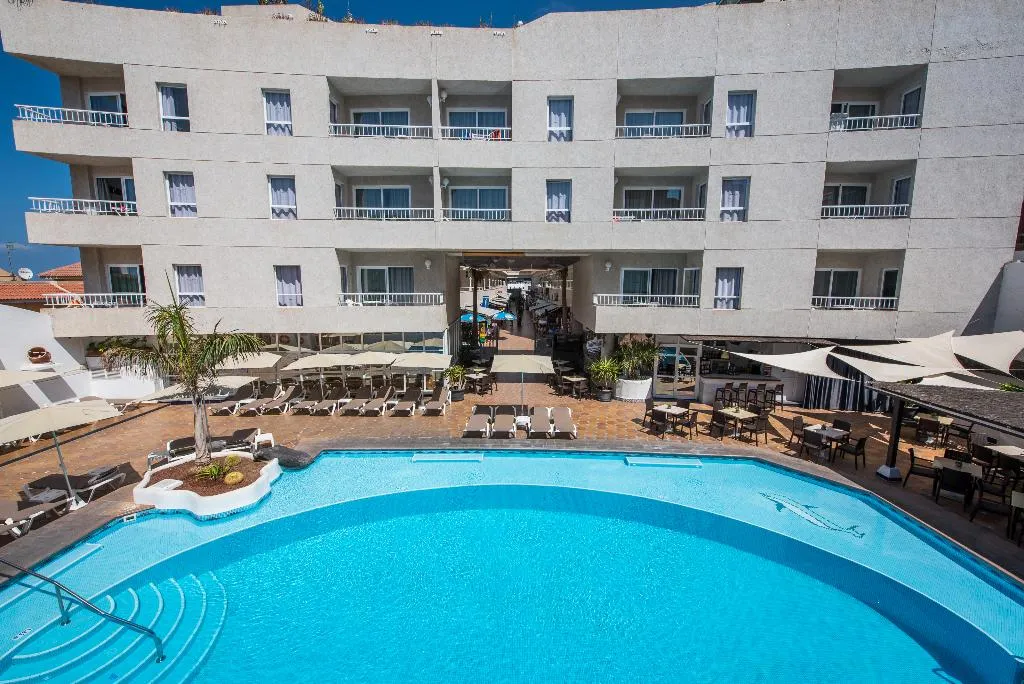 Pool, Vigilia Park, La Gomera