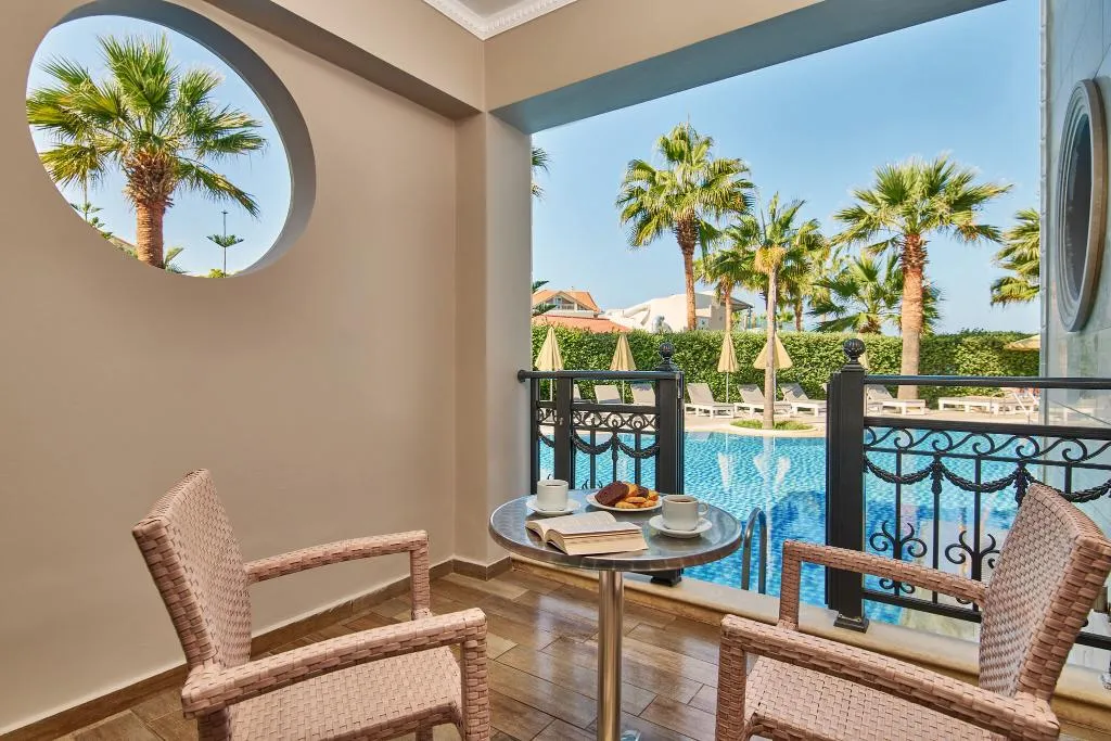 JUNIOR SUITE POOL VIEW Room, Palazetto Suites Zakynthos, Zante