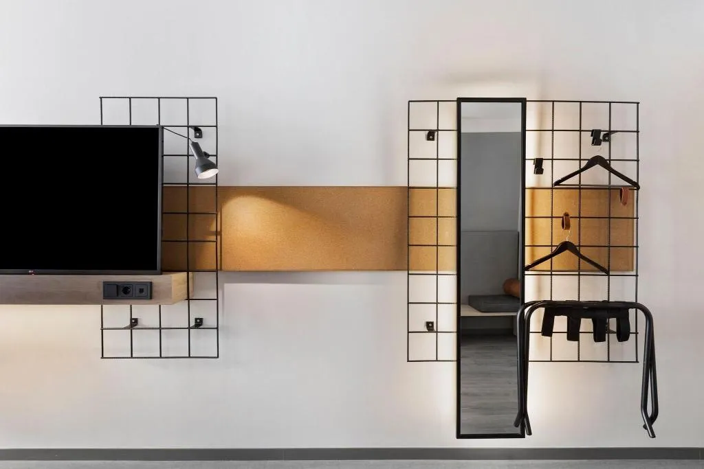 DOUBLE QUEEN SIZE BED Room, Moxy Barcelona, Barcelona