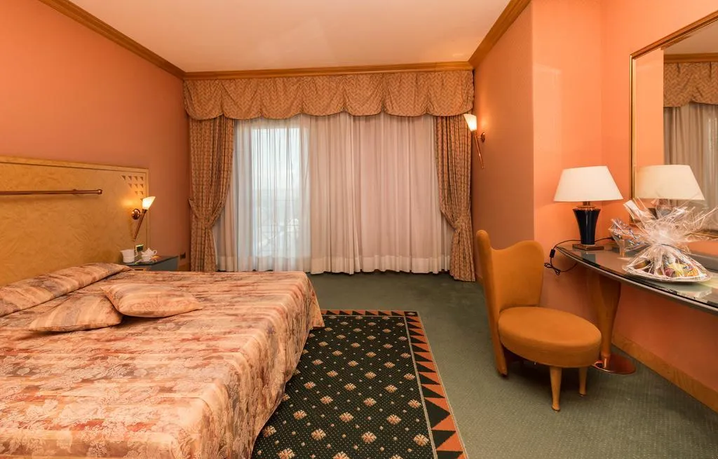 DOUBLE STANDARD Room, Shg Hotel Antonella, Rome